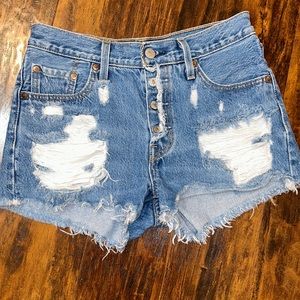 Levi’s jean shorts